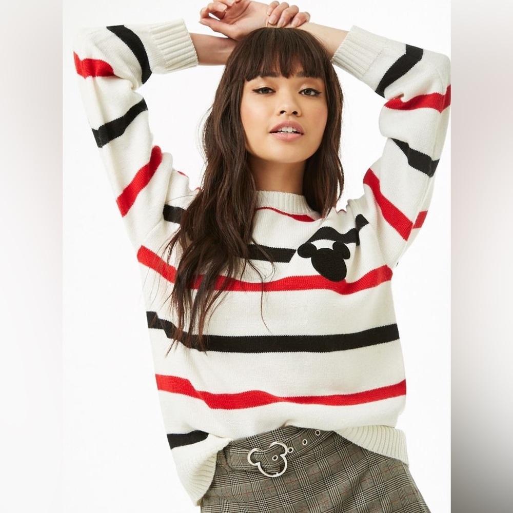 Mickey knot sweater